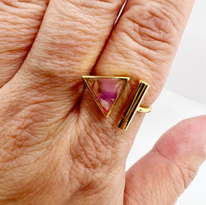 Bar & triangle ring in 80’s pink